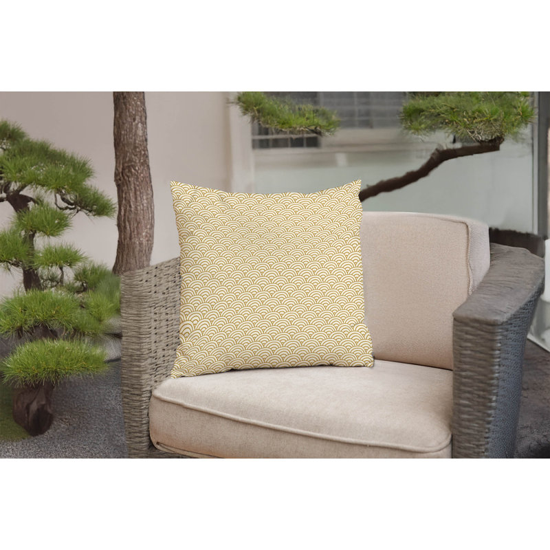 Coussin Classic Seigaiha, Carré 18 po, Ocre doré géométrique
