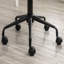 Chaise de bureau pivotante et capitonnée-132998155