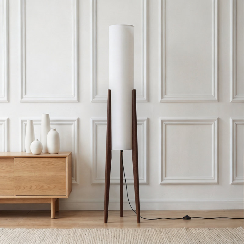 Lampe trépied 61 po en bois Soild, Noyer, 61 pouces