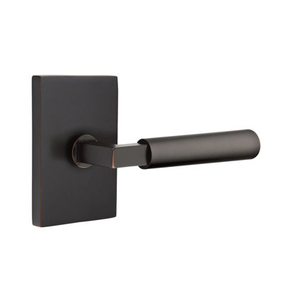 Mortaise intérieure Emtek Select avec rosette rectangulaire moderne et L-Sq. Tige, levier lisse