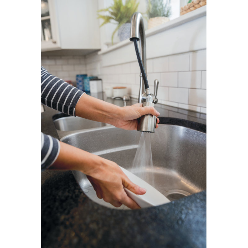 Robinet de cuisine à poignée simple Elmhurst, Inoxydable