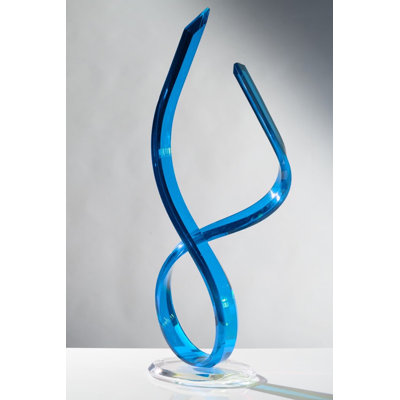 Figurines & Sculptures