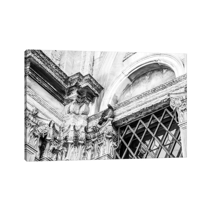 Looking Up by Aledanda - Wrapped Canvas Print, 101.6 cm H x 66.04 cm W x 1.91 cm D