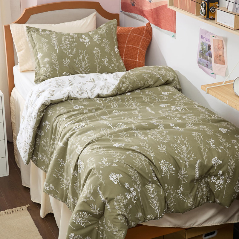 Best Seller Bedsure Comforter Set Reversible Cute Floral Bedding, 89GSM, Oversize King, Olive Green
