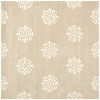 Damask Handmade Tufted Beige/Ivory Area Rug