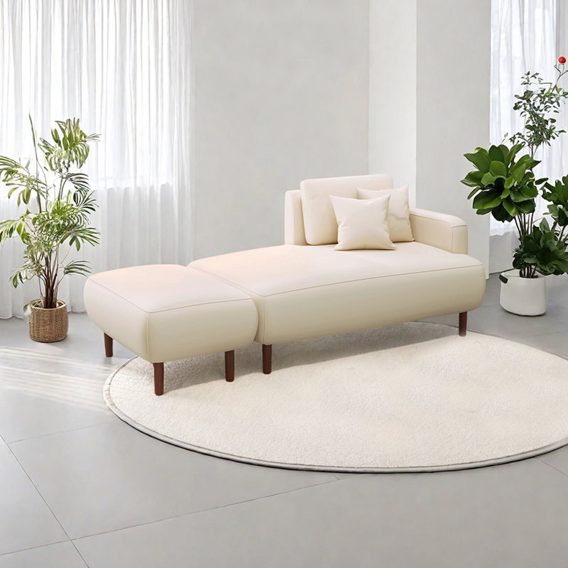 Kibby, Orienté à droite, Beige