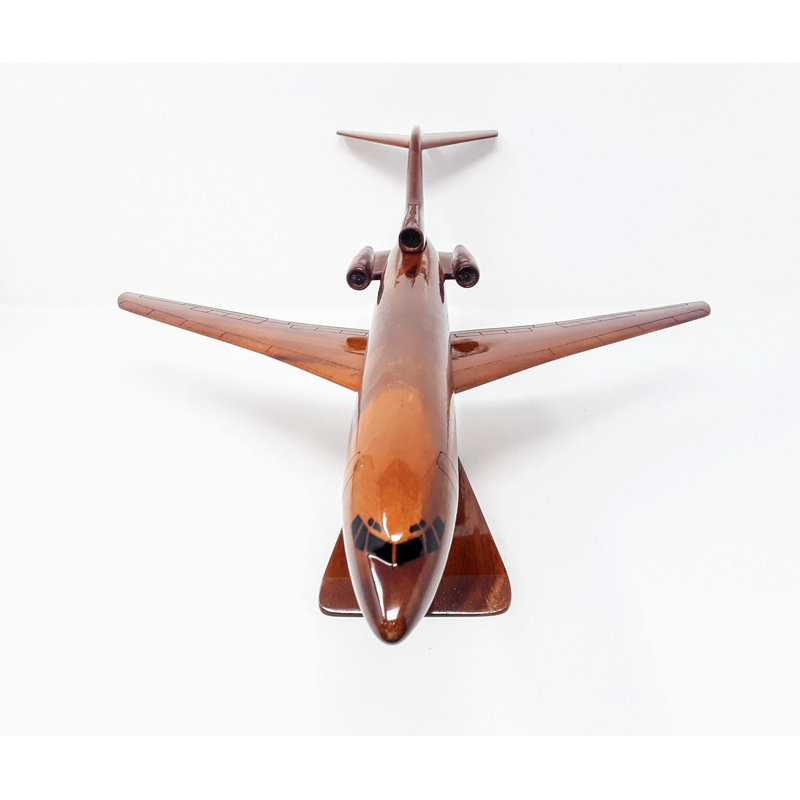 Maquette d'avion en bois Elmir Boeing 727