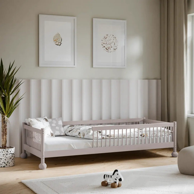 Bed, Cashmere