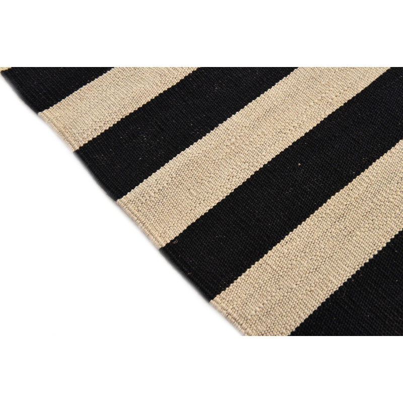 Tapis noir et blanc Newsom
