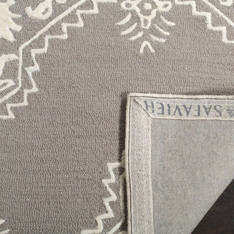 Nioka Hand Tufted Wool And Viscose Damask Rug, Rectangle 3' x 5'