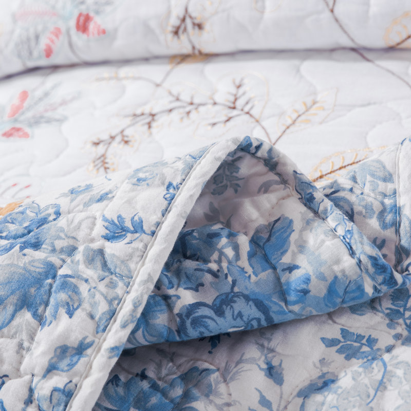 Cotton Reversible Embroidery Quilt Set, Twin Quilt + 1 Standard Sham