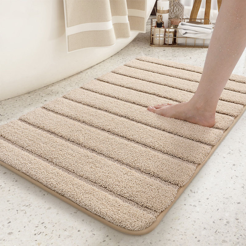 Tapis pour salle de bain Earley, Simple - l 24 po x L 43 po, Kaki