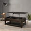 Table basse en bois massif avec surface de travail relevable et roulettes, largeur de 50 pouces, finition grain de bois riche