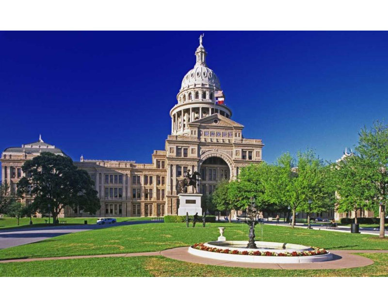 Flaherty, Dennis Gallery Wrapped Canvas Art: Texas, Austin View of the state capital building, 32" H x 48" W