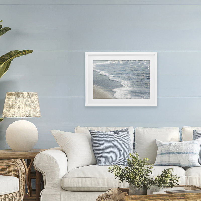 «Ocean's Kiss Shoreline», reproduction sous verre encadrée, design par Seven Trees Design, H 17 po x l 23 po