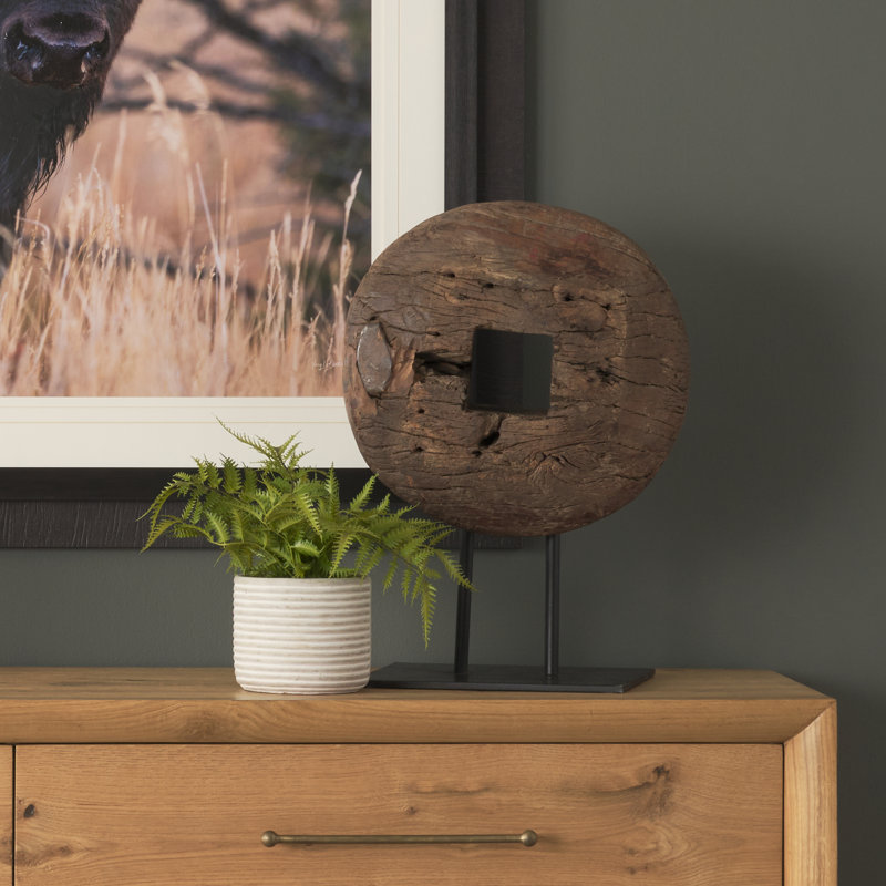 Aksa Handmade Geometric Sculpture