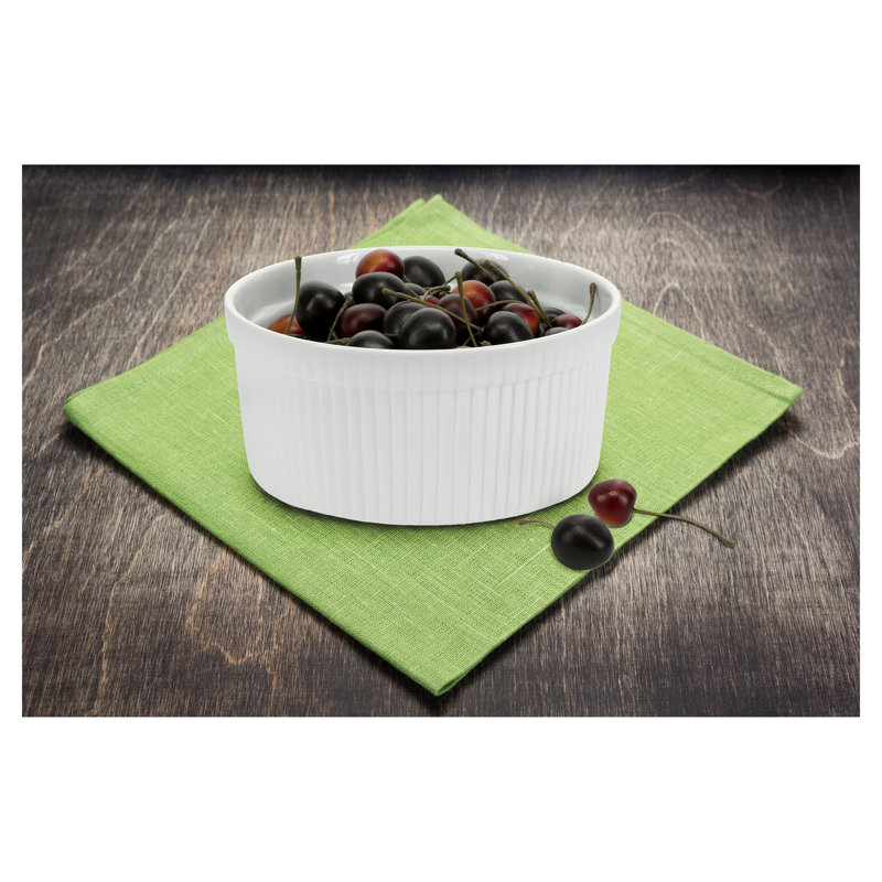 BIA Cordon Bleu Classic 1.5 -Quart Porcelain Souffle Dish, 7" diameter  x 3.25" H