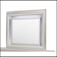 Charmant miroir à DEL pour la chambre à coucher et le vestiaire, rehaussant votre espace
