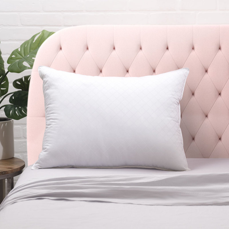 Diamond Luxe Down Alternative Medium Pillow, Standard 