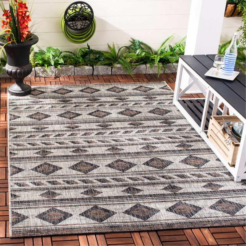 Tapis d'intérieur / extérieur à motif géométrique Amarien Performance, Rectangle 8 pi x 11 pi