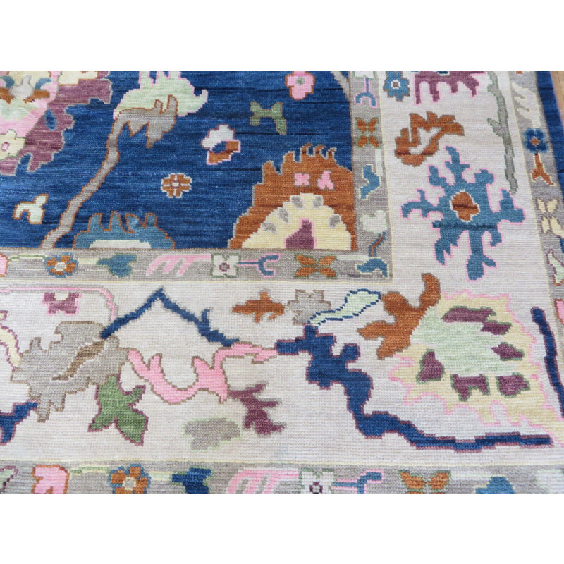 Tapis bleu marine unique de 8 pi 9 po x 12 pi