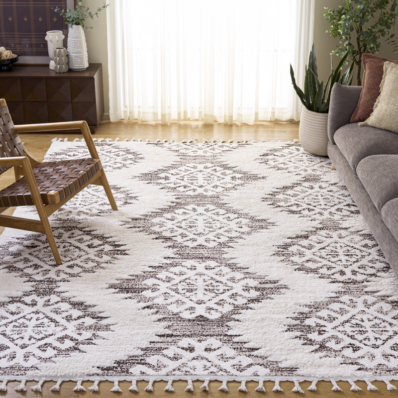Tapis Ikat Imraan, Rectangle 8 pi x 10 pi, Brown/Ivory
