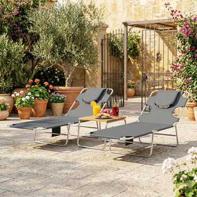 Outdoor Lounge Chair