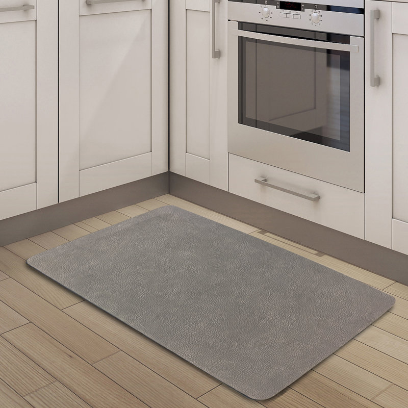 Tapis de cuisine Emiliano, Gris, Rectangle 1 pi 8 po x 3 pi 3 po