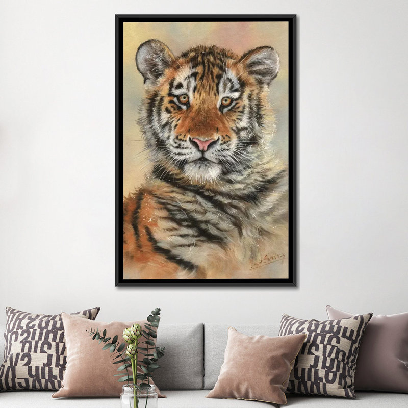 « tiger cub portrait », impression sur toile, H 26 po x l 18 po x P 1,5 po, Toile avec cadre noir, Pas de tapis