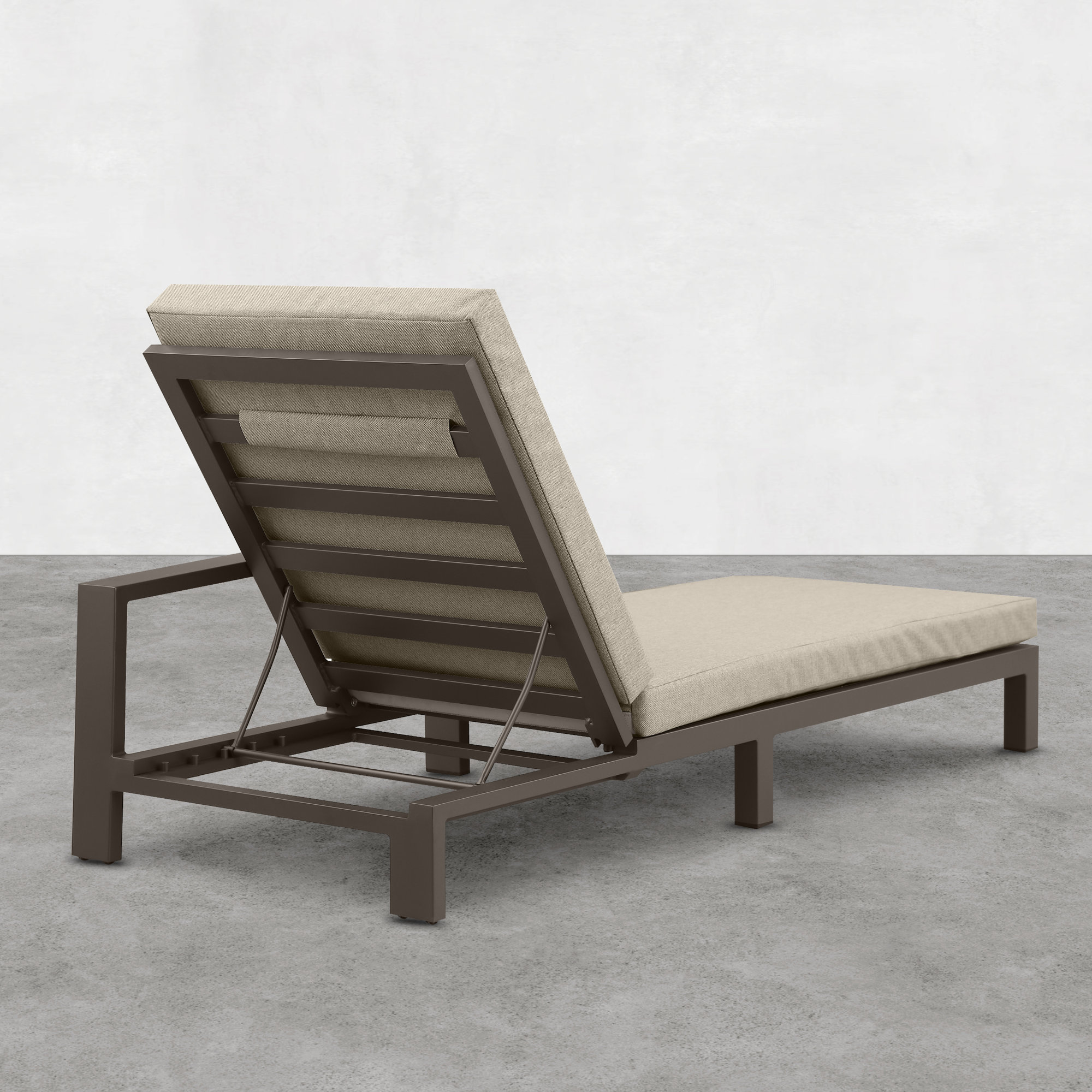 Hoyt Outdoor Metal Double Chaise Lounge, Khaki Cushion/Bronze Frame