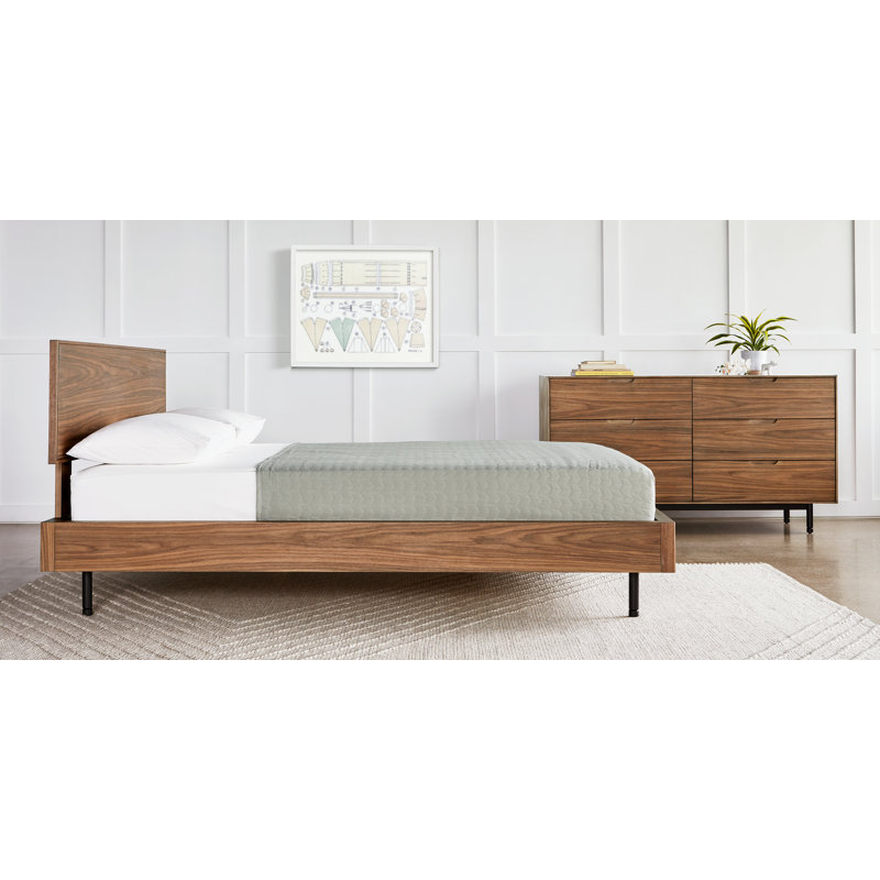 Munro 6 Drawer Dresser, Walnut