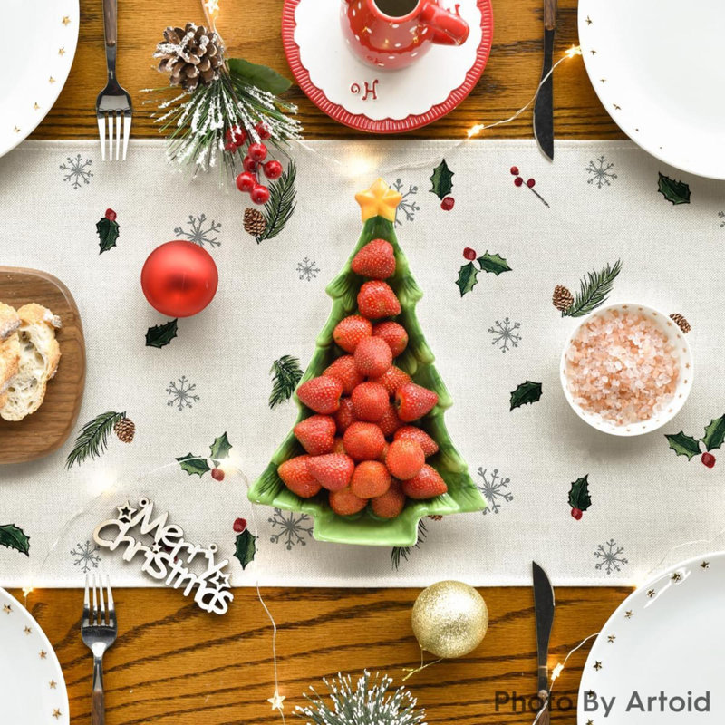 Holly Xmas Pine Basket Snowflake Merry Christmas Table Runner, Seasonal Winter Kitchen Dining Table Decoration For Home Party Decor