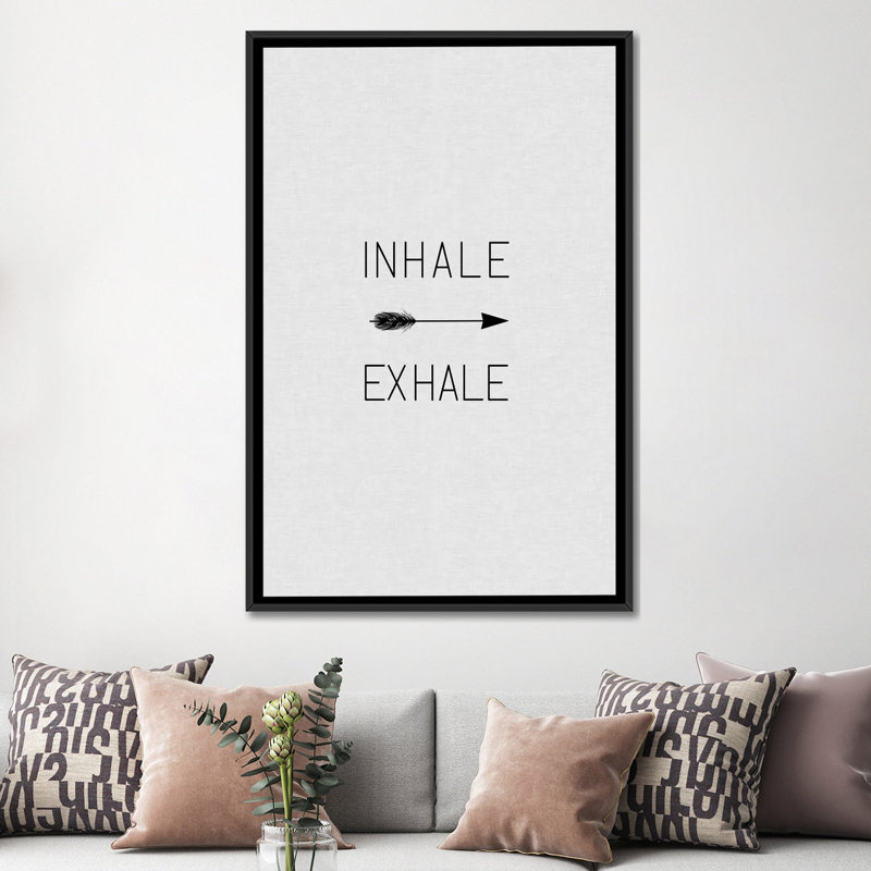 «Inhale Exhale Arrow», art textuel sur toile, H 26 po x l 18 po x P 1,5 po, Toile avec cadre noir, Pas de tapis