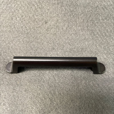 Poignée plate noire lisse 3-3 / 4 "