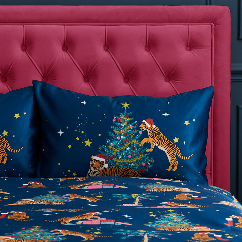Christmas Tiger Soft Reversible Duvet Cover Set, Double Duvet Cover + 2 Standard Pillowcases