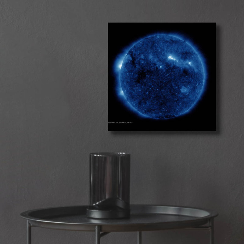  «Full Disc View of the Sun June 21, 2010» par NASA, art mural en verre acrylique, 12 po x 12 po, H 12 po x l 12 po