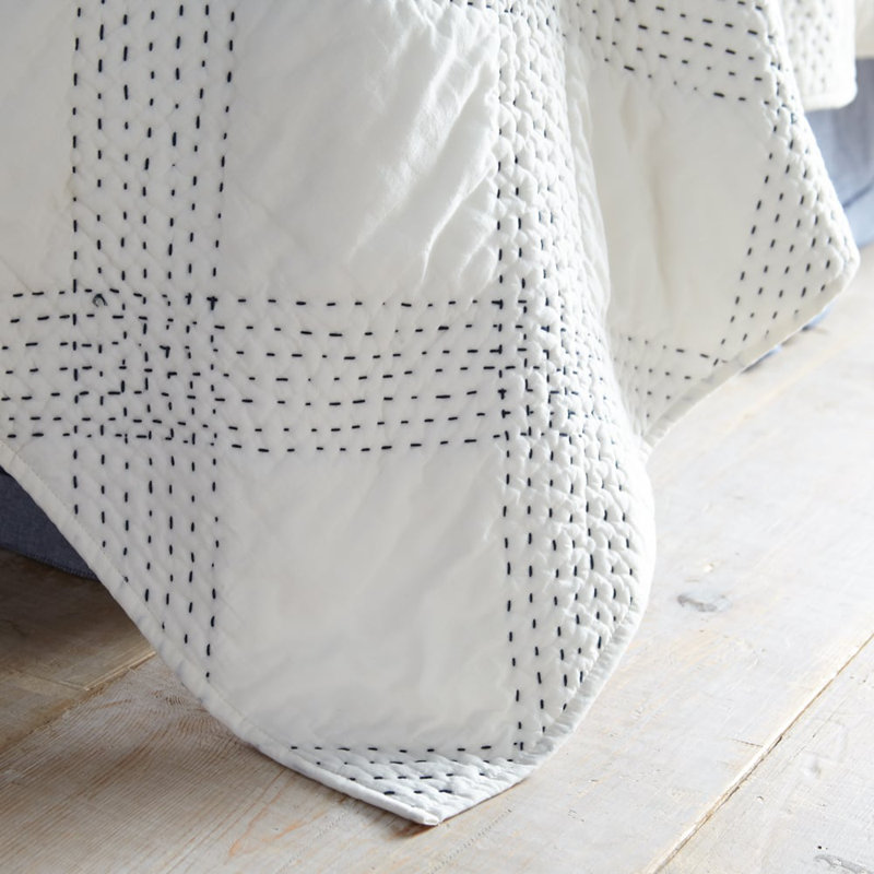 Quilt, White/Indigo, King Quilt