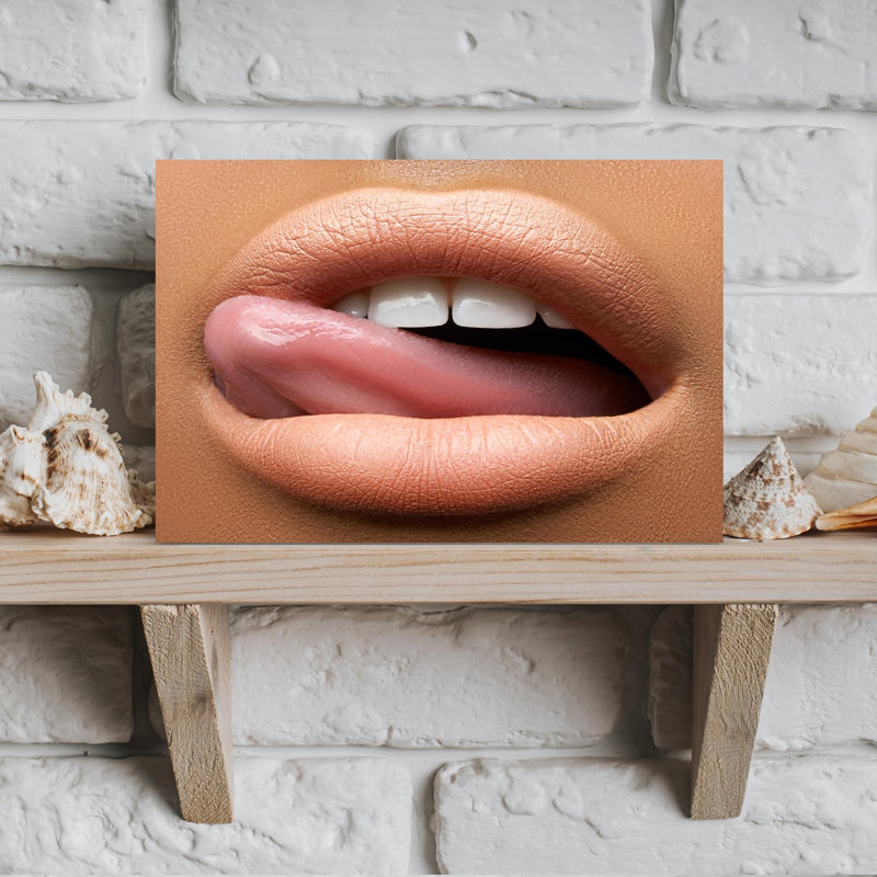 Impression d'art contemporain sensuel, 12" H x 18" W