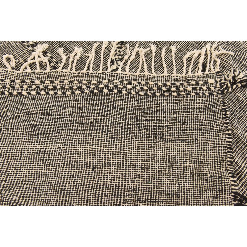 Tapis noir et blanc Mosser