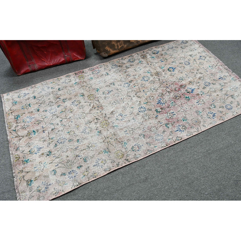 Tapis turc rétro tissé à la main avec des motifs floraux antiques pour un espace élégant dans votre maison