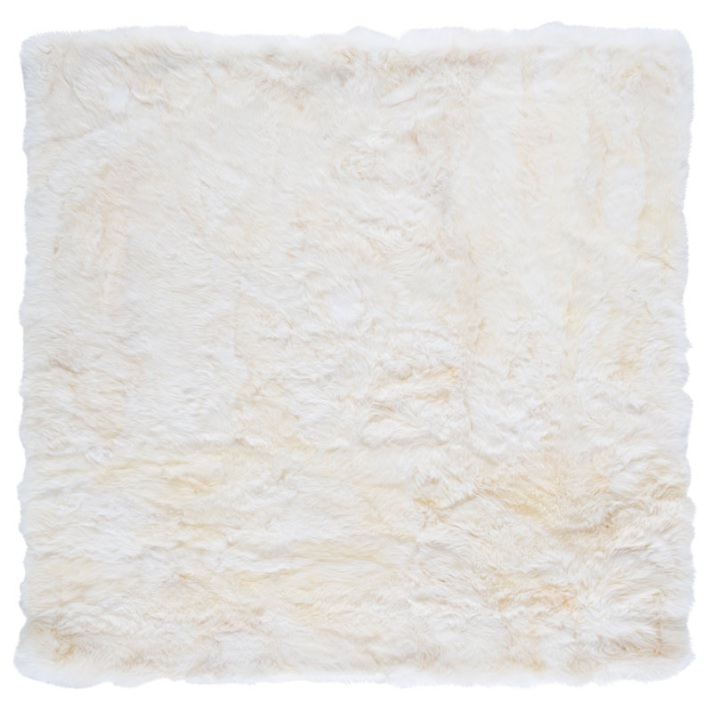 Mera Handmade Sheepskin White Area Rug, Square 5'