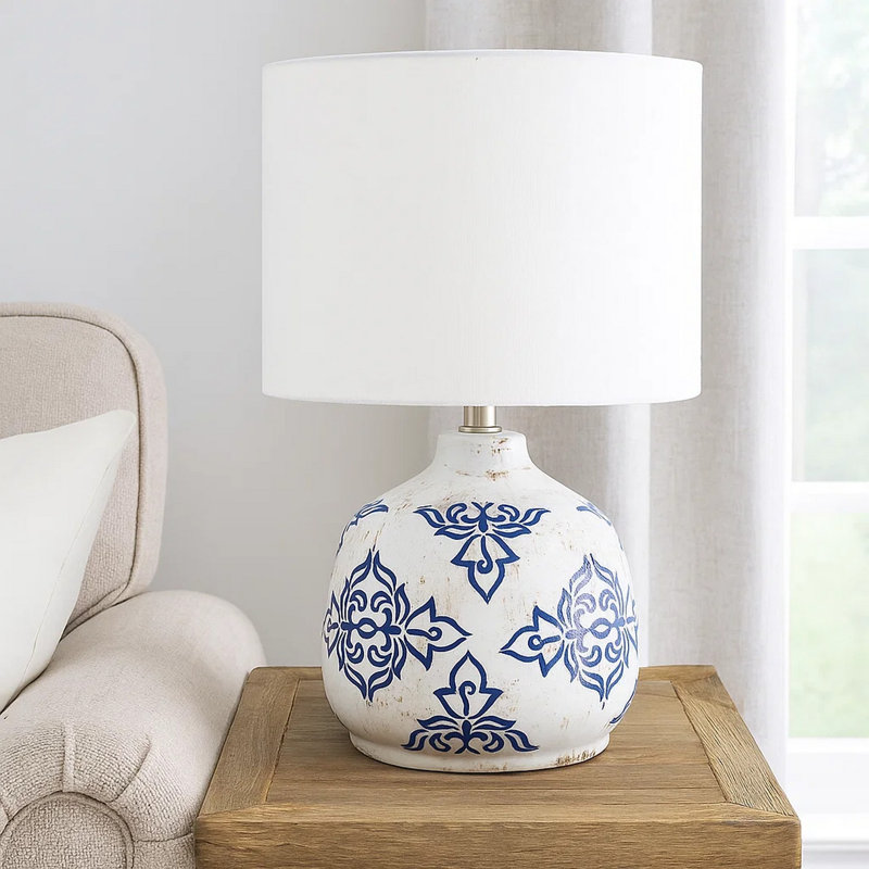 Issaiah Ceramic Table Lamp