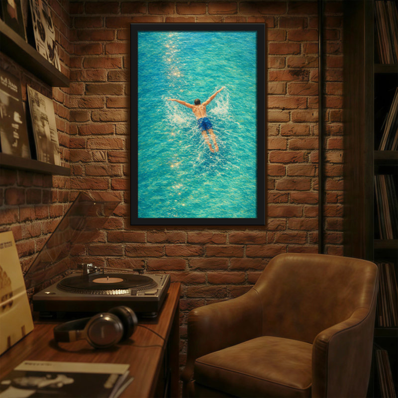 Abstrait homme nageant dans une eau bleue claire, H 18 po x l 12 po