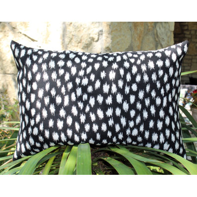 Pebble Beach Indoor/Outdoor Rectangular Pillow Cover & Insert
