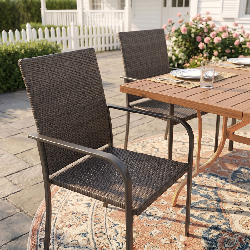 Ensemble repas pour 8 personnes avec chaises en rotin et osier, Brun / bois brossé