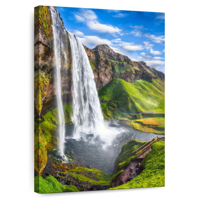 Alvord Scenic Seljalandsfoss Waterfall