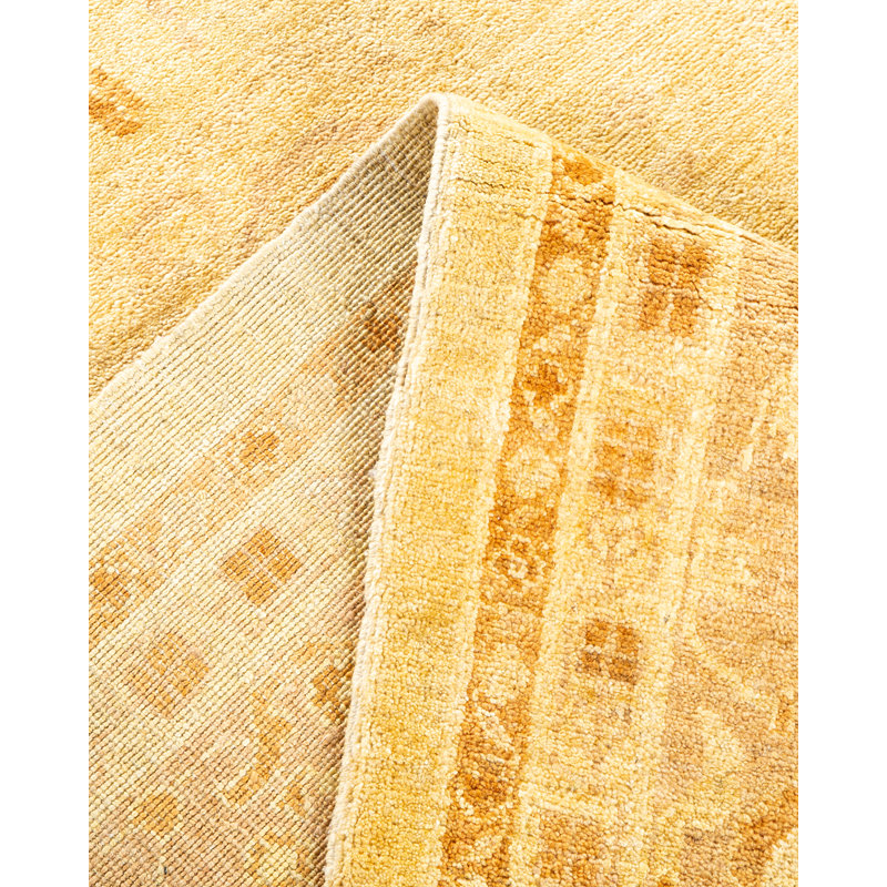 Tapis ivoire noué à la main de conception unique 8 pi 2 po x 10 pi 4 po Semika