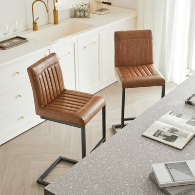 Tabouret de bar brun en similicuir de forme carrée, à dossier, convenant à un îlot de cuisine, à la maison et au comptoir de salle à manger, 2 de style minimaliste avec siège ergonomique, idéal