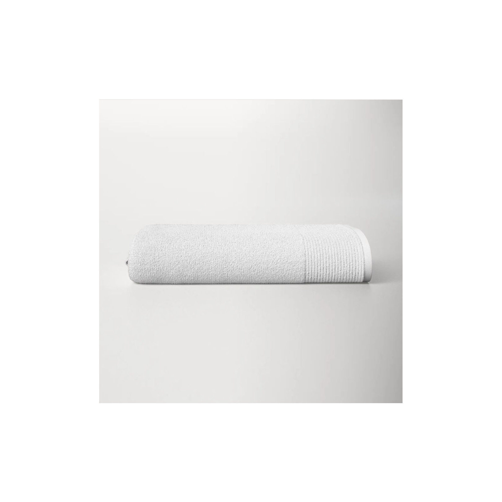 Maven Single Piece Towel, White