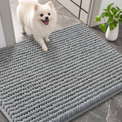 Entry Mat for Dogs to Clean Muddy Paws, Sized 30 by 20 Inches, Highly Absorbent Chenille Mud Doormat with Non-Slip Base, Machine-Washable Debris-Trapping Mat for Interior Entryways, Quick-Drying Indoor Pet Resting Mat for Canines, Gray